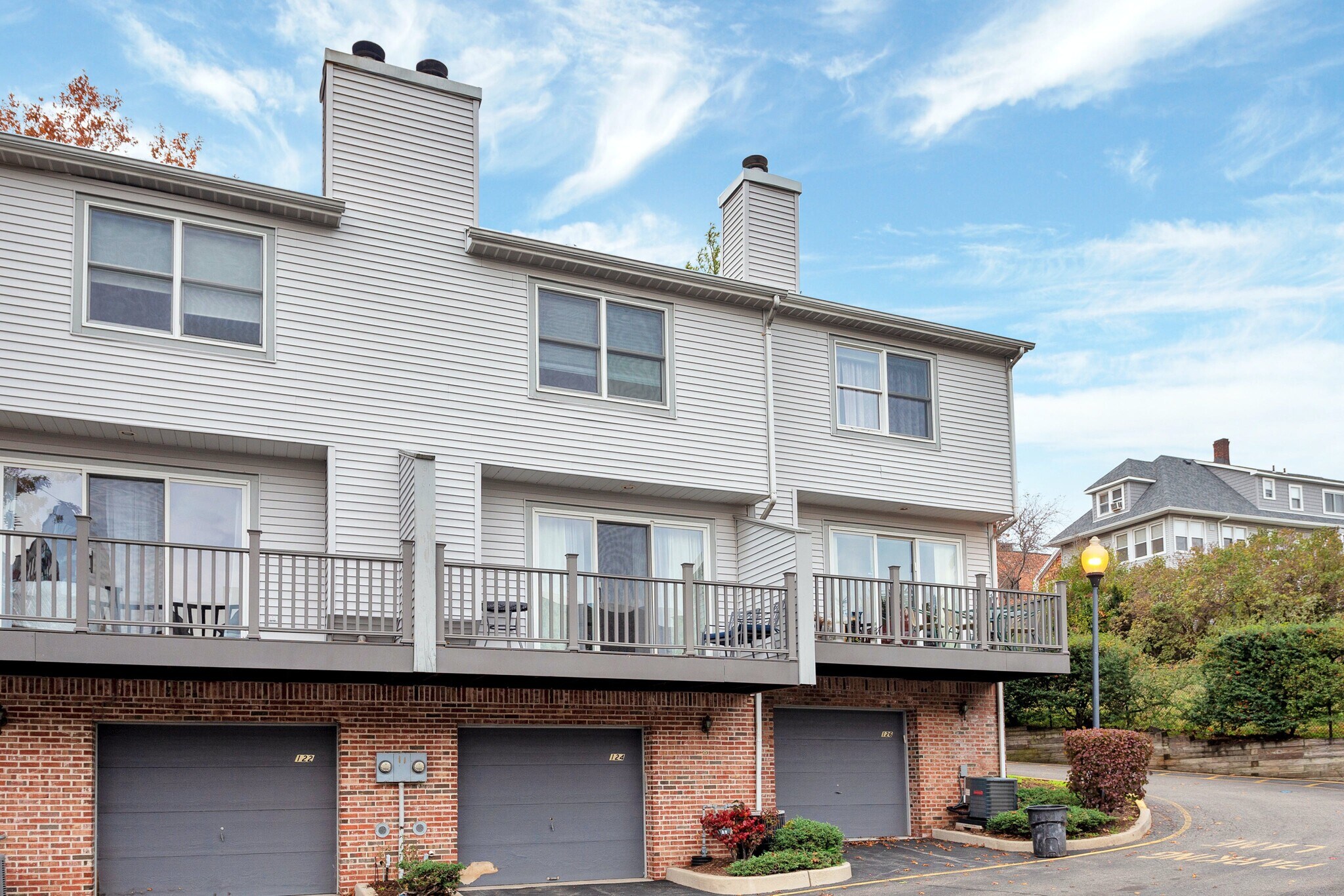 Building Photo - 124 Panorama Dr