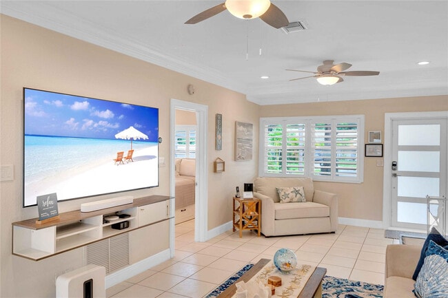 Building Photo - 1329 SW 12th Ct