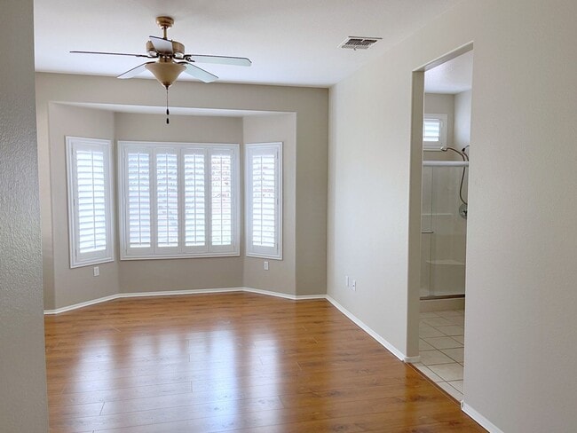 Building Photo - Beautiful Single Story Home in Sun City Mc...