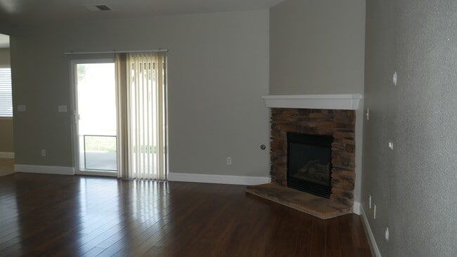Building Photo - 2463 Rainier Way