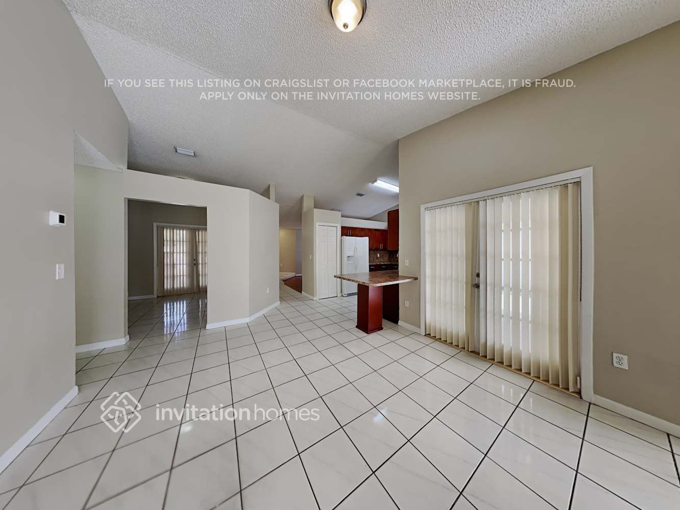 Building Photo - 4711 SW 142nd Ct