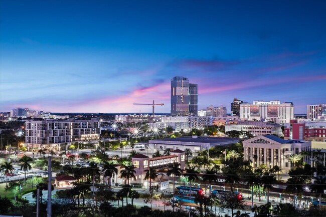 Building Photo - 300 S Australian Ave