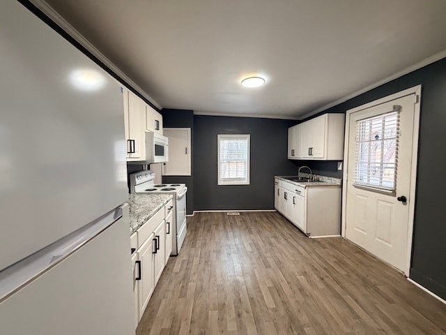 Building Photo - 803 W 3rd Ave