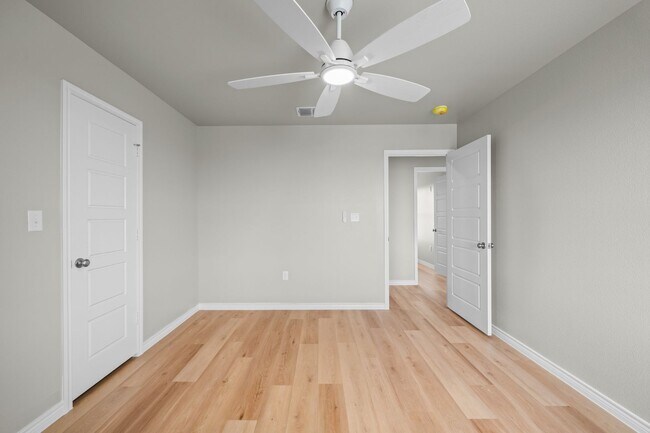 Building Photo - Country Living In Idalou ISD!