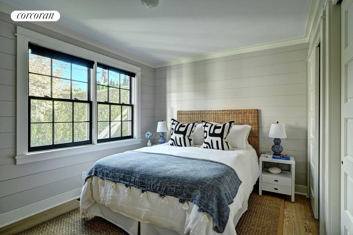 Building Photo - 95 Fordham Rd