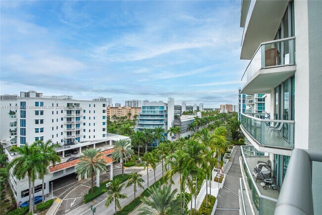 Building Photo - 3131 NE 188th St