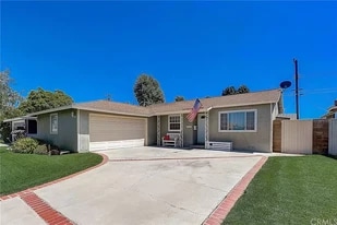 Building Photo - 6342 Alexandria Dr