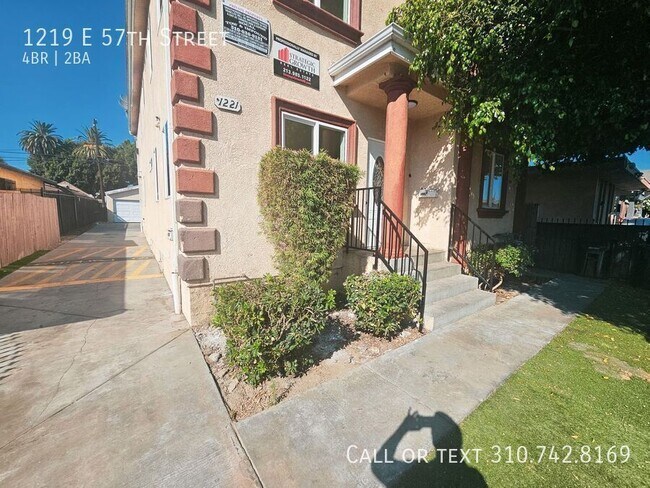 Building Photo - 1219 E 57th St