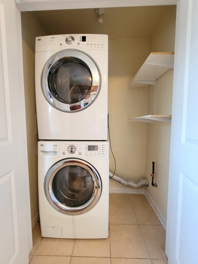 Laundry Room - 81 Forest St