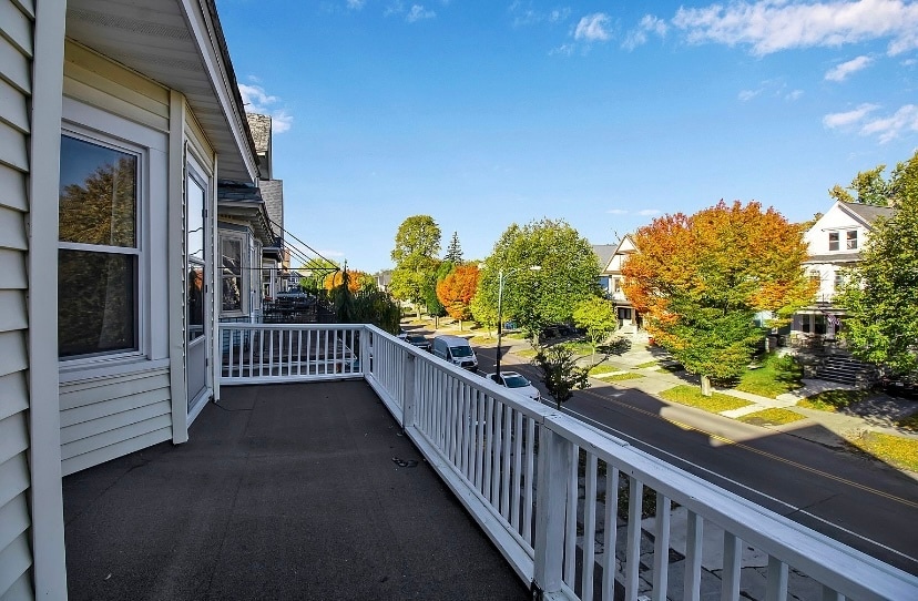 Building Photo - 417 W Delavan Ave