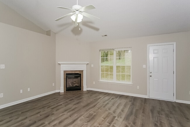 Building Photo - 103 Harvest Glen Ln