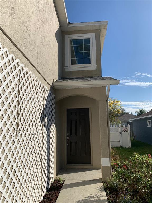 Building Photo - 2220 Heathwood Cir