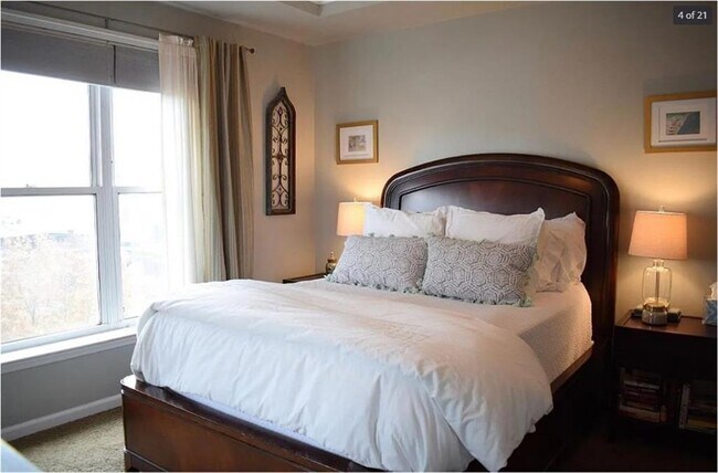 Building Photo - 3334 Peachtree Rd NE