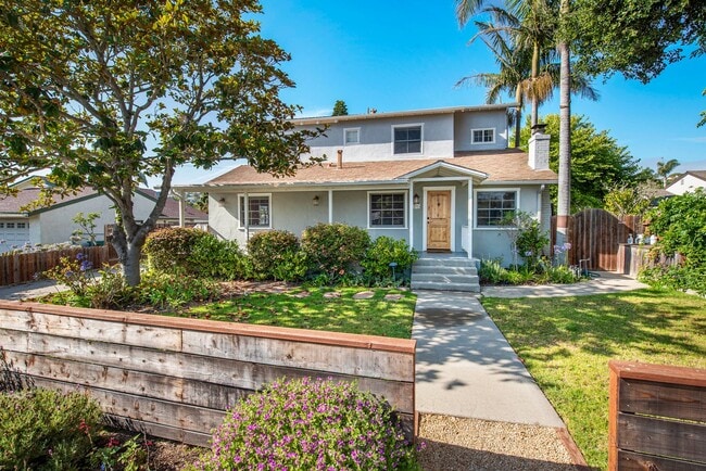 Primary Photo - Charming Mesa Farmhouse with Modern Upgrad...