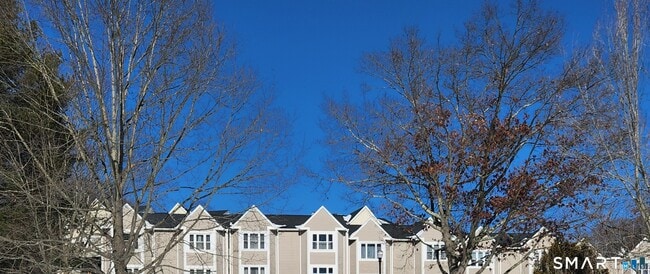 Building Photo - 173 Russo Ave