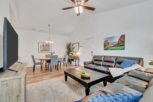 Building Photo - 1/2 OFF FIRST MONTH'S RENT-Condominium in Prime Riverton Location