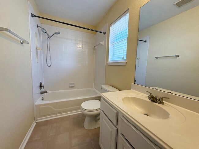 Building Photo - 3516 Bratton Heights Dr