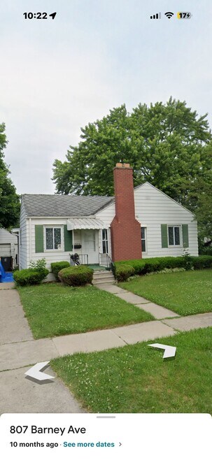 Building Photo - 806 Barney Ave