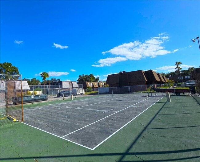 Building Photo - 1836 N Crystal Lake Dr