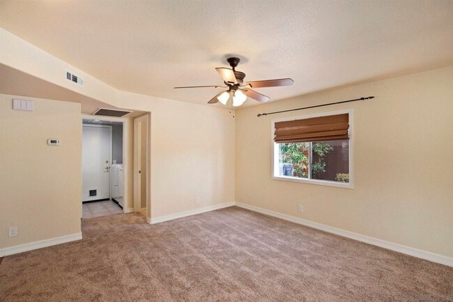 Building Photo - 4 Bed/2.5 Bath Home in Poway. Open Floor Plan, AC/Heat, W/D + Laundry Room and 3 Car Garage!