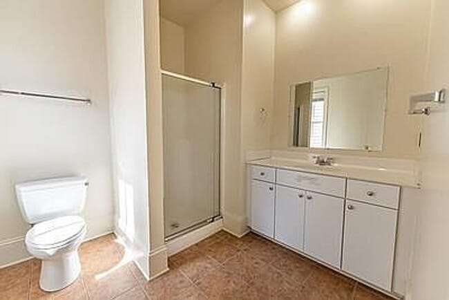 Building Photo - Spacious 3-Bedroom 3-Bath on Cary St.