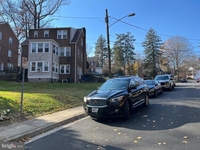 Building Photo - 8009 Garland Ave