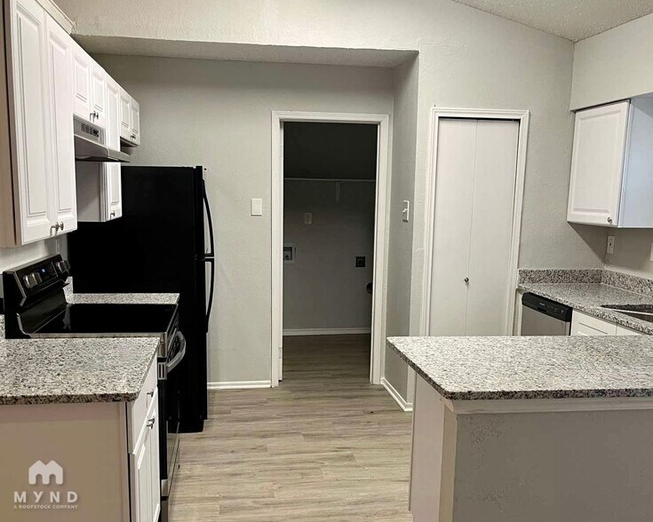 Building Photo - 9511 Rutherglen Dr