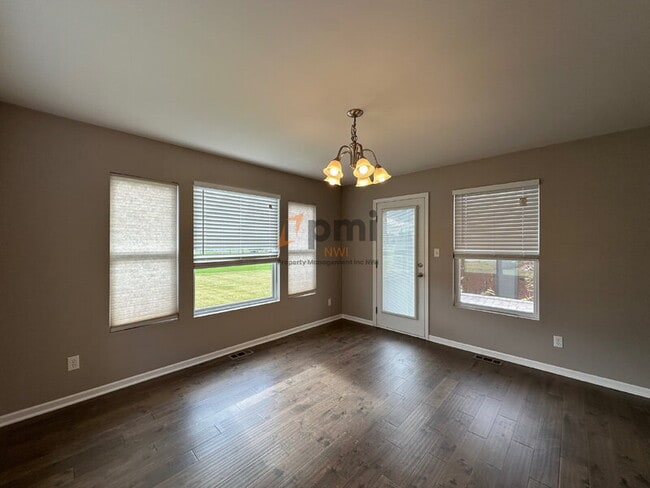 Building Photo - 1864 Westridge Dr