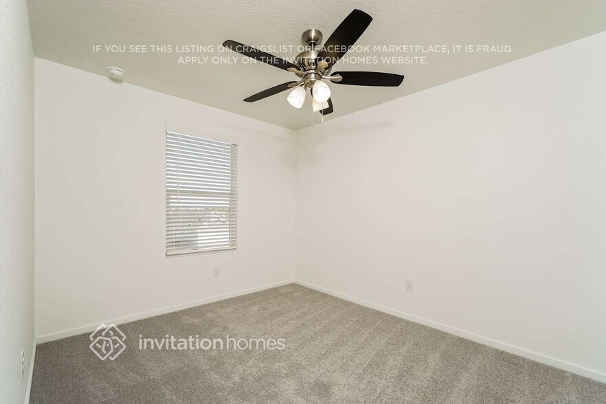 Building Photo - 1603 Hummock Steep