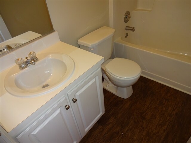 Building Photo - 3701 Tate Pl