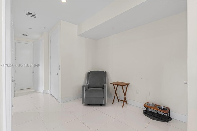 Building Photo - 6671 NW 105th Pl