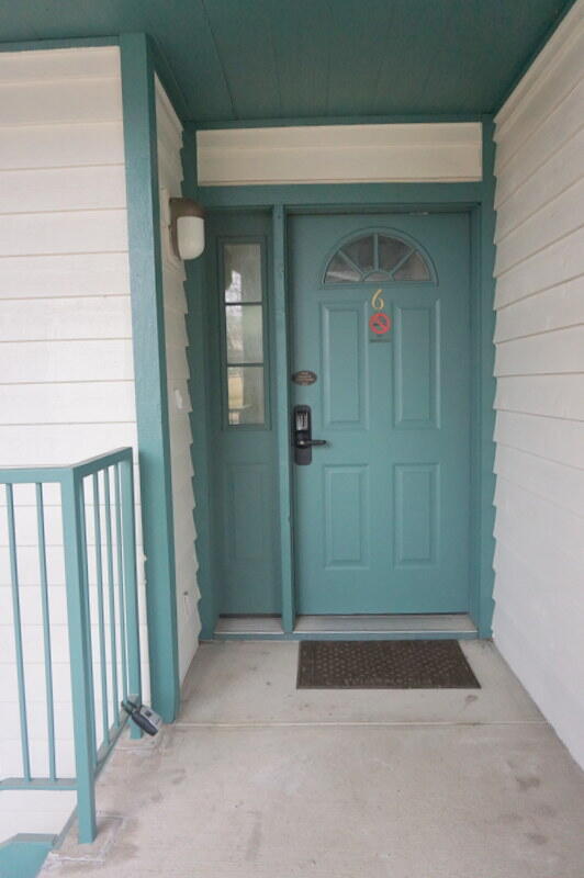 Building Photo - 2700 Green Mountain Dr
