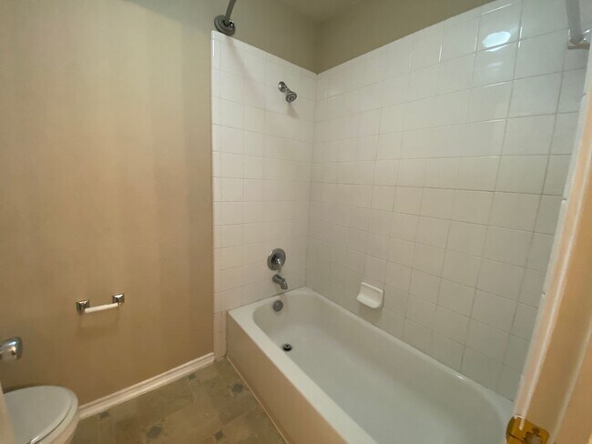 Building Photo - FALL INTO A NEW HOME WITH OUR MOVE-IN SPECIALS!