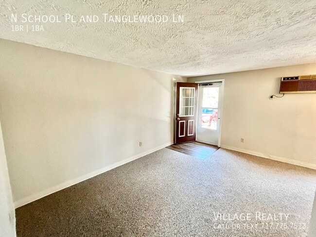 Building Photo - Few steps! Available NOW! Roomy 1-Bed with...