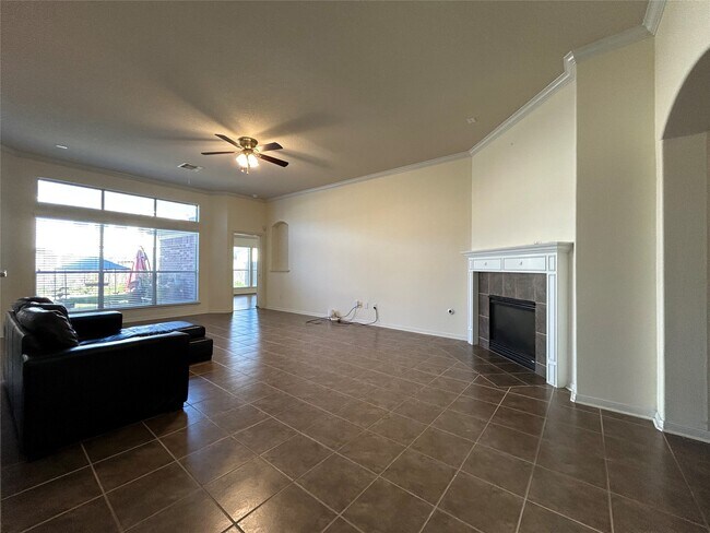 Building Photo - 6703 Mountain Wood Way