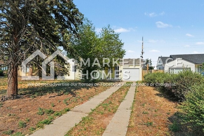 Building Photo - 3610 Oneida St