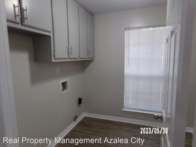 Building Photo - 3 br, 2 bath House - 1155 Richmond Ct