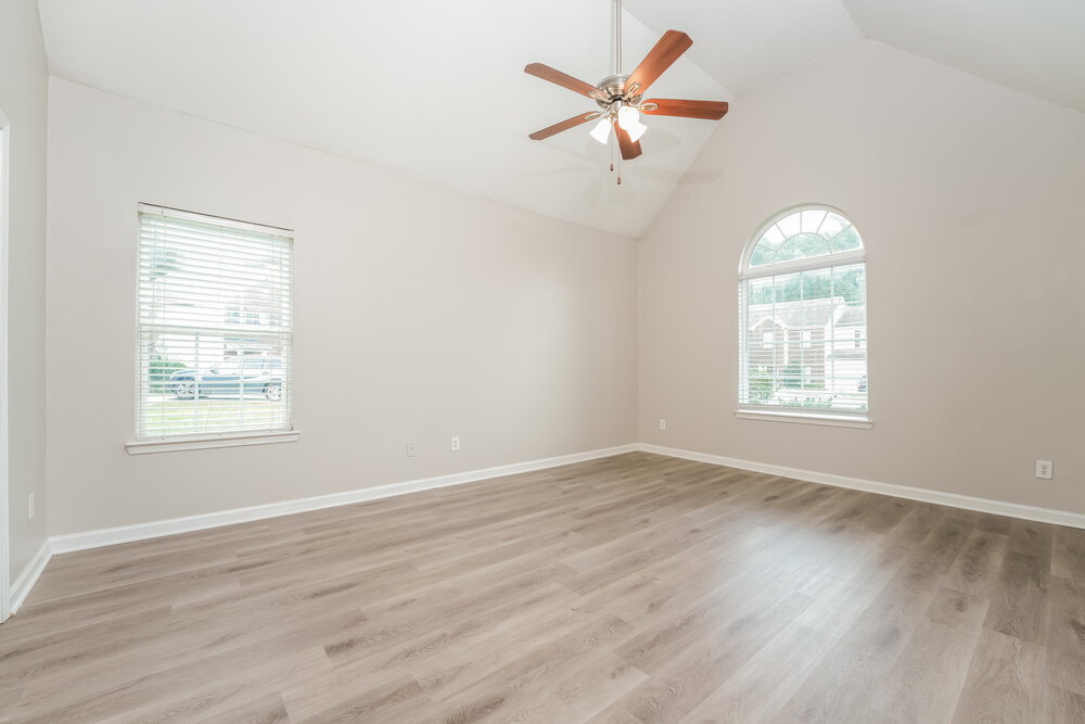 Building Photo - 1471 Ewing Farm Dr