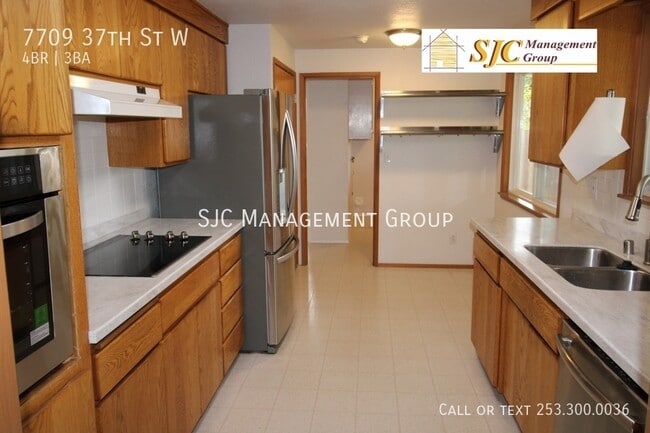 Building Photo - 7709 37th St W
