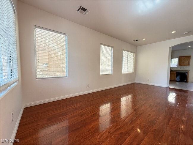 Building Photo - 5872 Sakhalin Ave