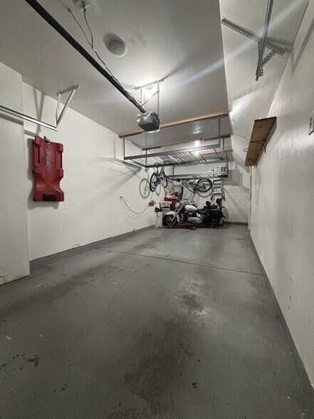 Building Photo - 1458 W 50 N