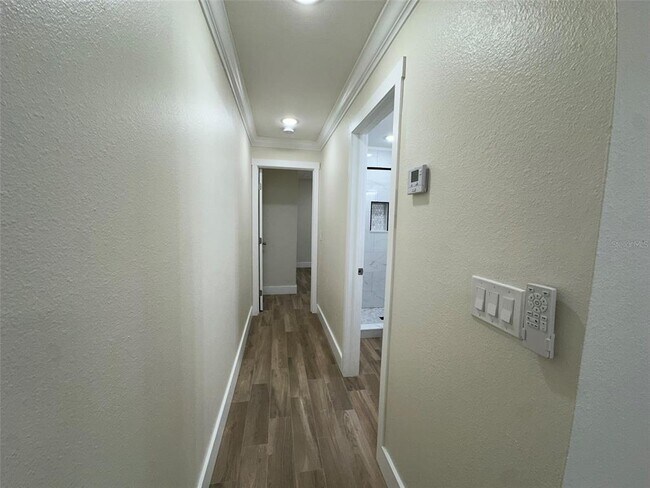 Building Photo - 6013 Fortune Pl