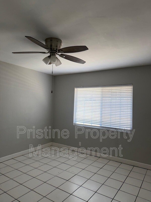 Building Photo - 16439 California St