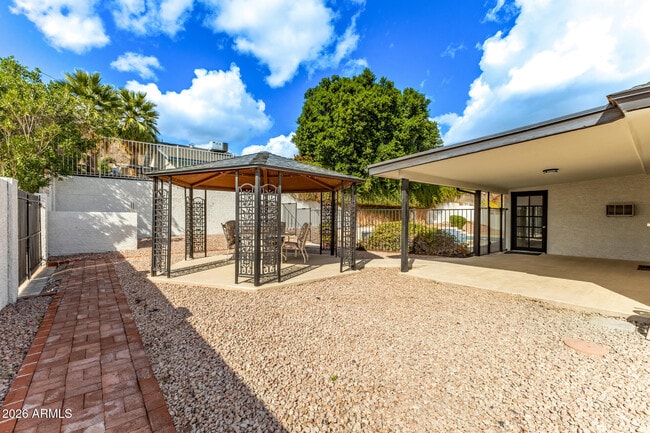 Building Photo - 15014 N 20th St