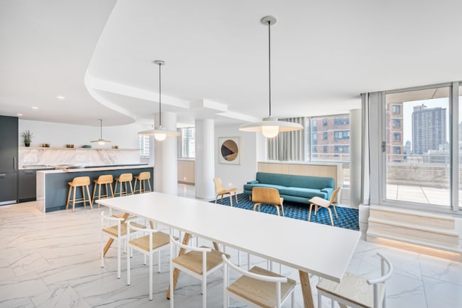 Building Photo - 101 West End Ave