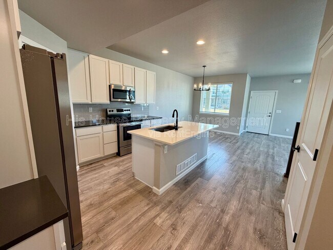 Building Photo - 2640 Brookstone Dr