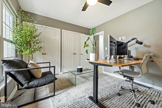 Building Photo - 12906 Fair Briar Ln