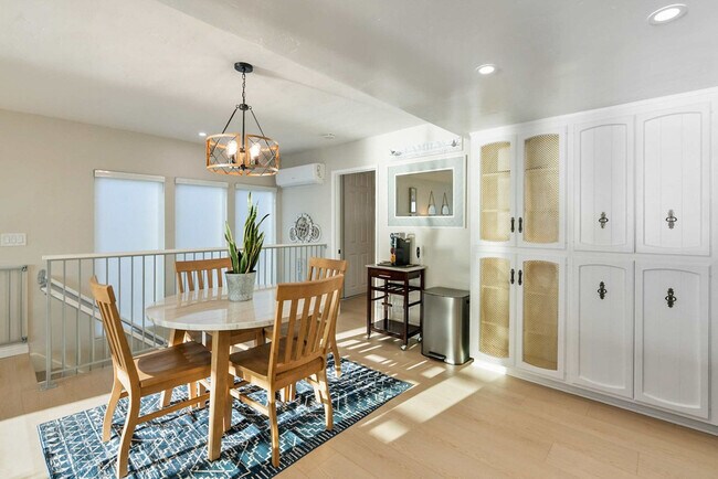 Building Photo - 3460 Carlsbad Blvd