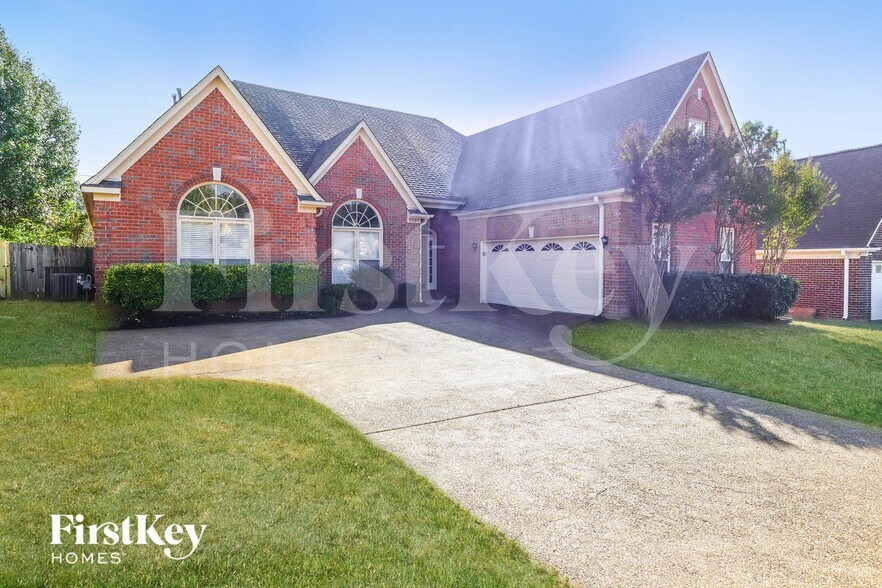 Building Photo - 9297 Sarsen Dr