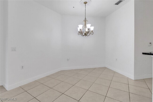 Building Photo - 1370 Sweetwater Cove